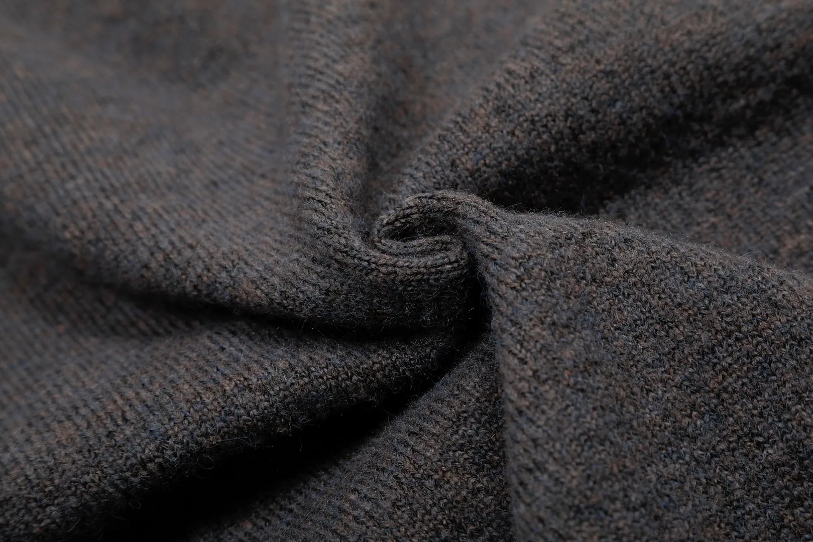 VIVI 133#Top quality" vivienne west wood 25 spring new retro knitted wool cardigan Size: 1 yard (90-110 pounds) 2 yards (110-130 pounds) 3 yards (130-150 pounds) Color: black gray khaki